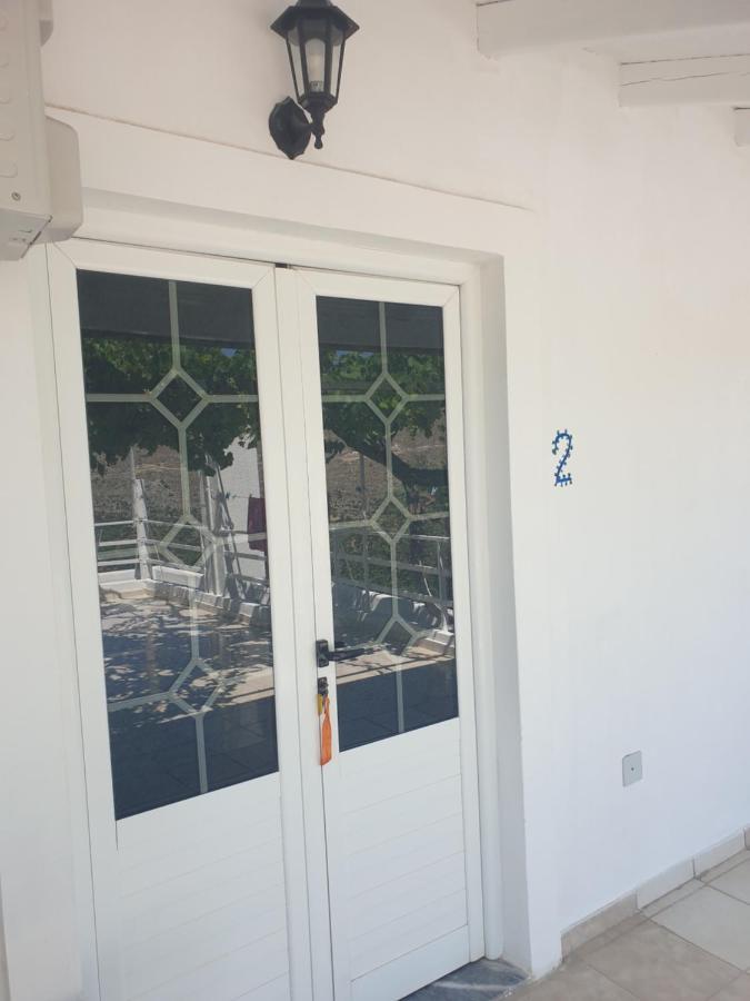 Sarandë Rosemary Houseゲストハウス エクステリア 写真