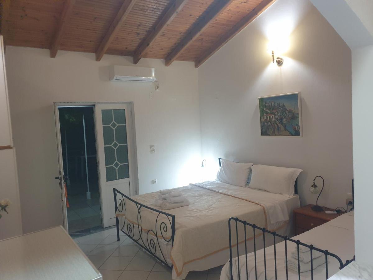 Sarandë Rosemary Houseゲストハウス エクステリア 写真