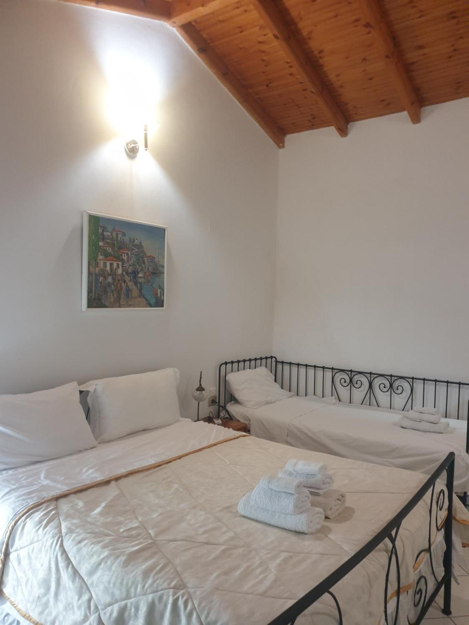 Sarandë Rosemary Houseゲストハウス 部屋 写真