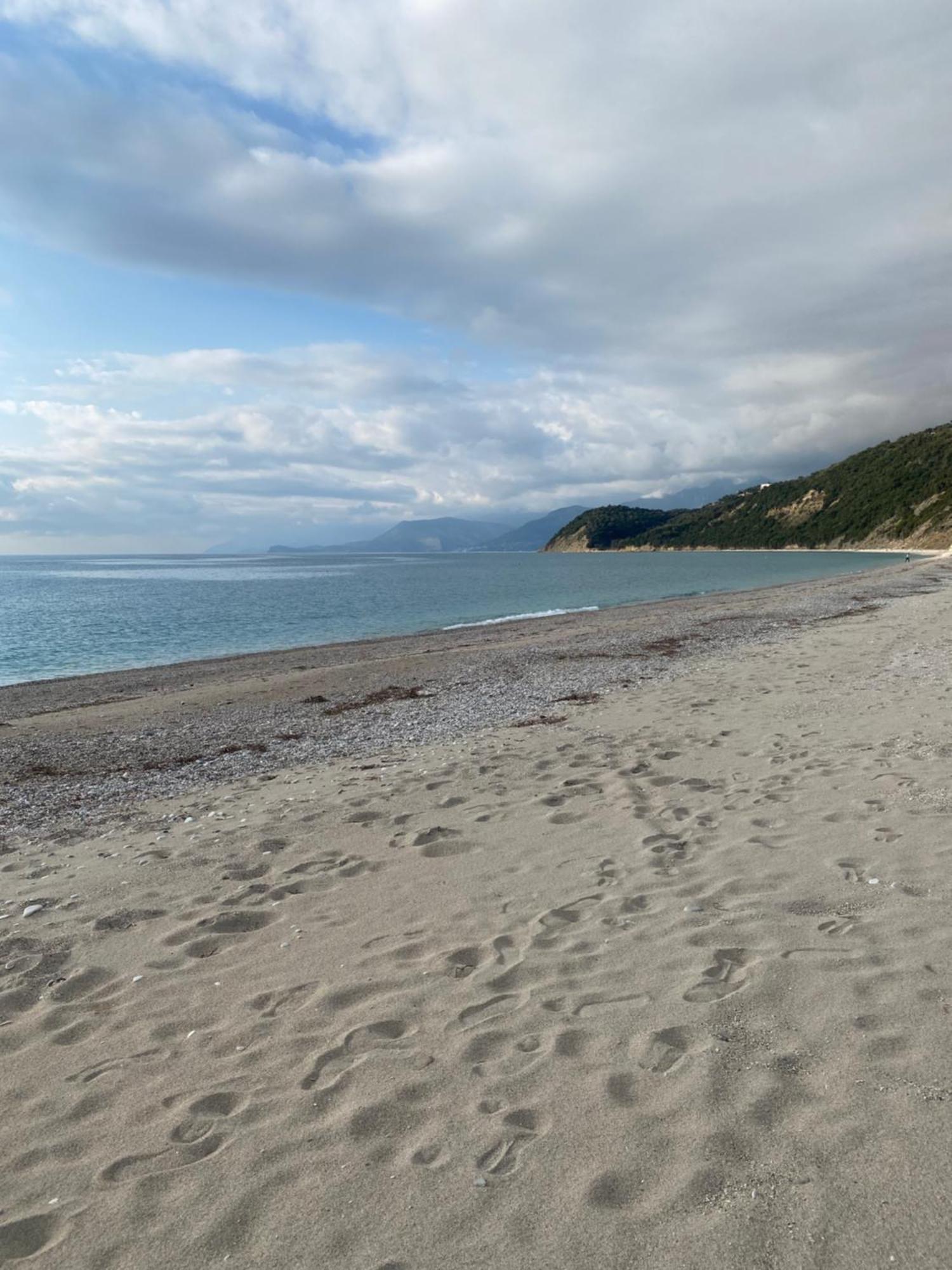 Sarandë Rosemary Houseゲストハウス エクステリア 写真